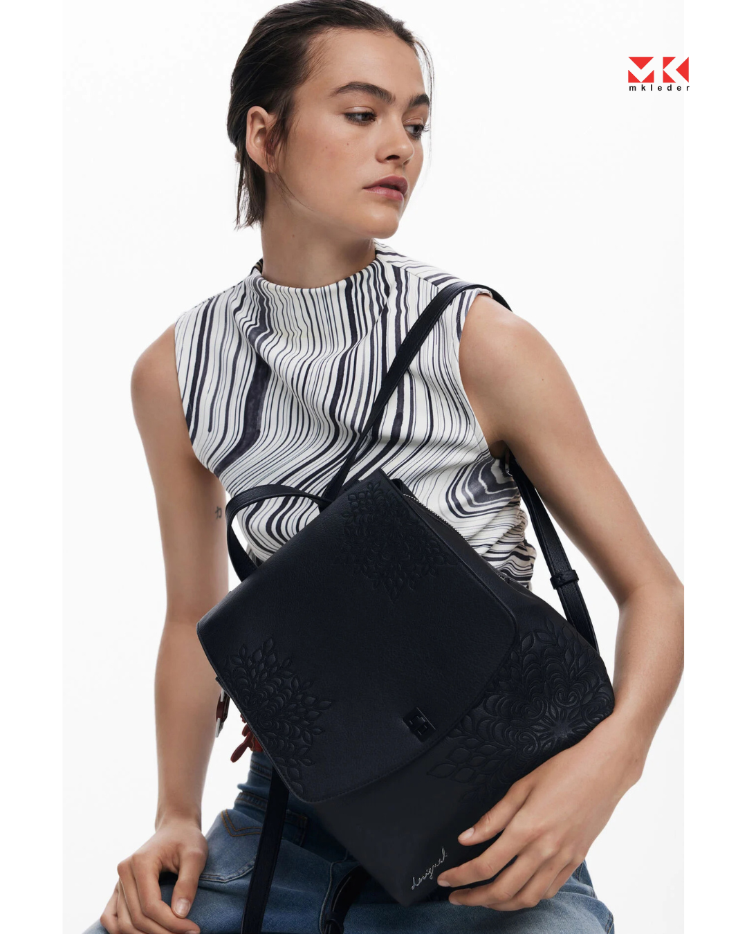 C&A_70%_akcio Corvin Plaza